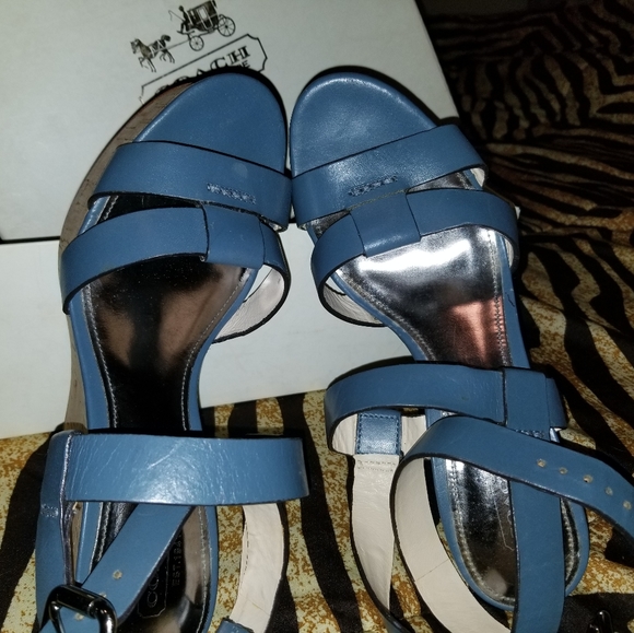 Coach Wedges OFFERS WELCOME size 7.5 NEW in box - Picture 4 of 16